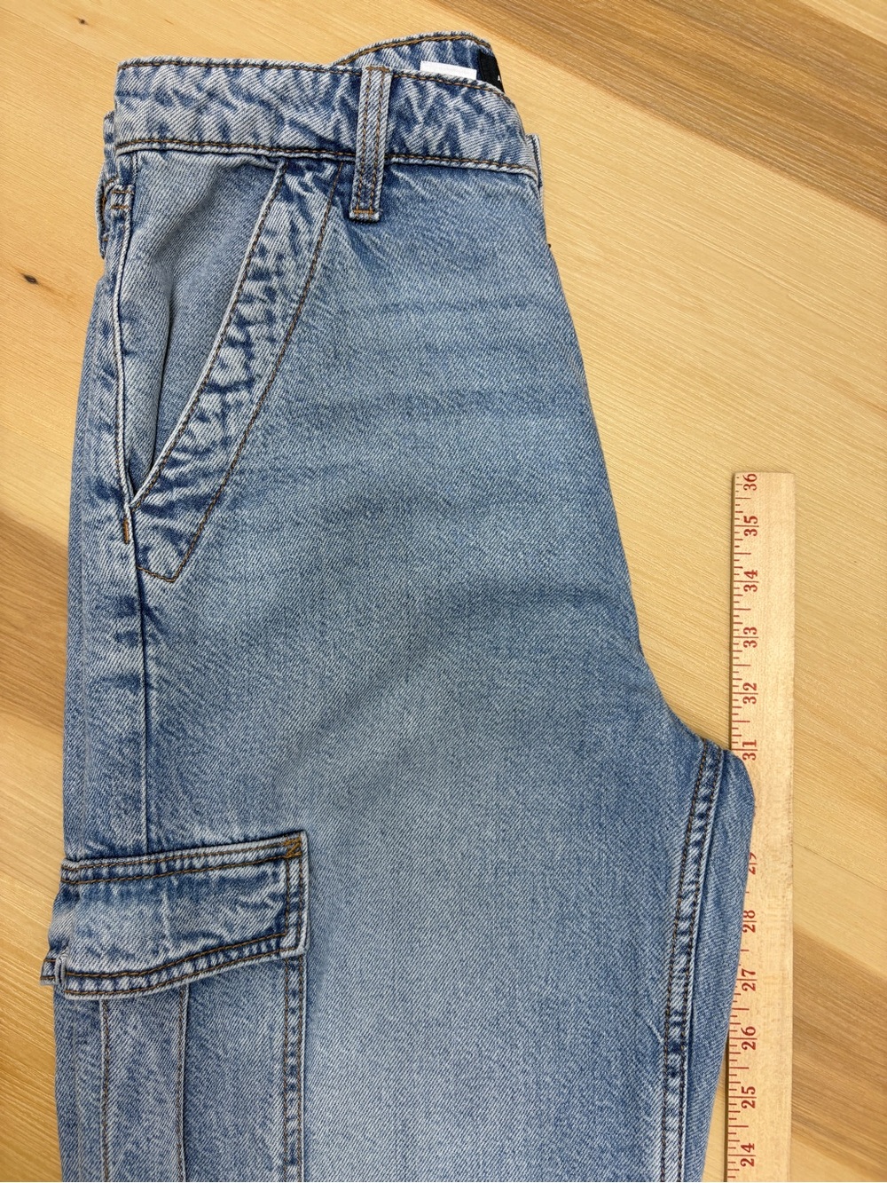 Aeropostale High Rise Wide Leg Cargo Jeans Light Wash Denim Size 8 GUC Y2K Style - Picture 7 of 12